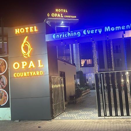 Hotel Opal Courtyard Agra  Dış mekan fotoğraf