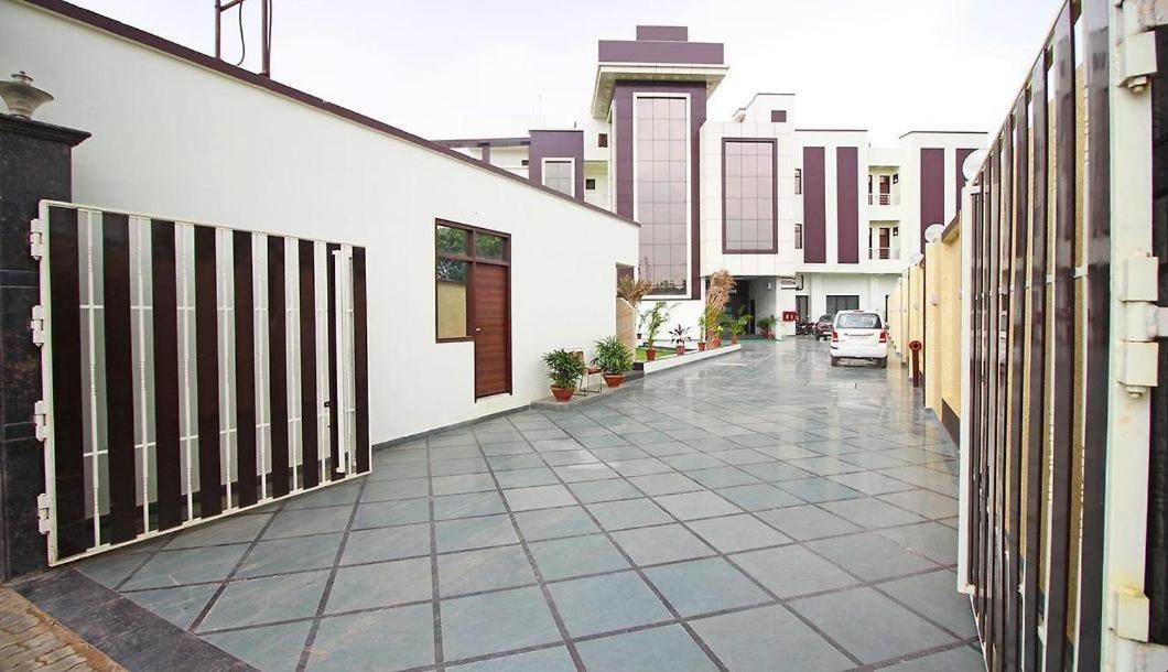 Hotel Opal Courtyard Agra  Dış mekan fotoğraf