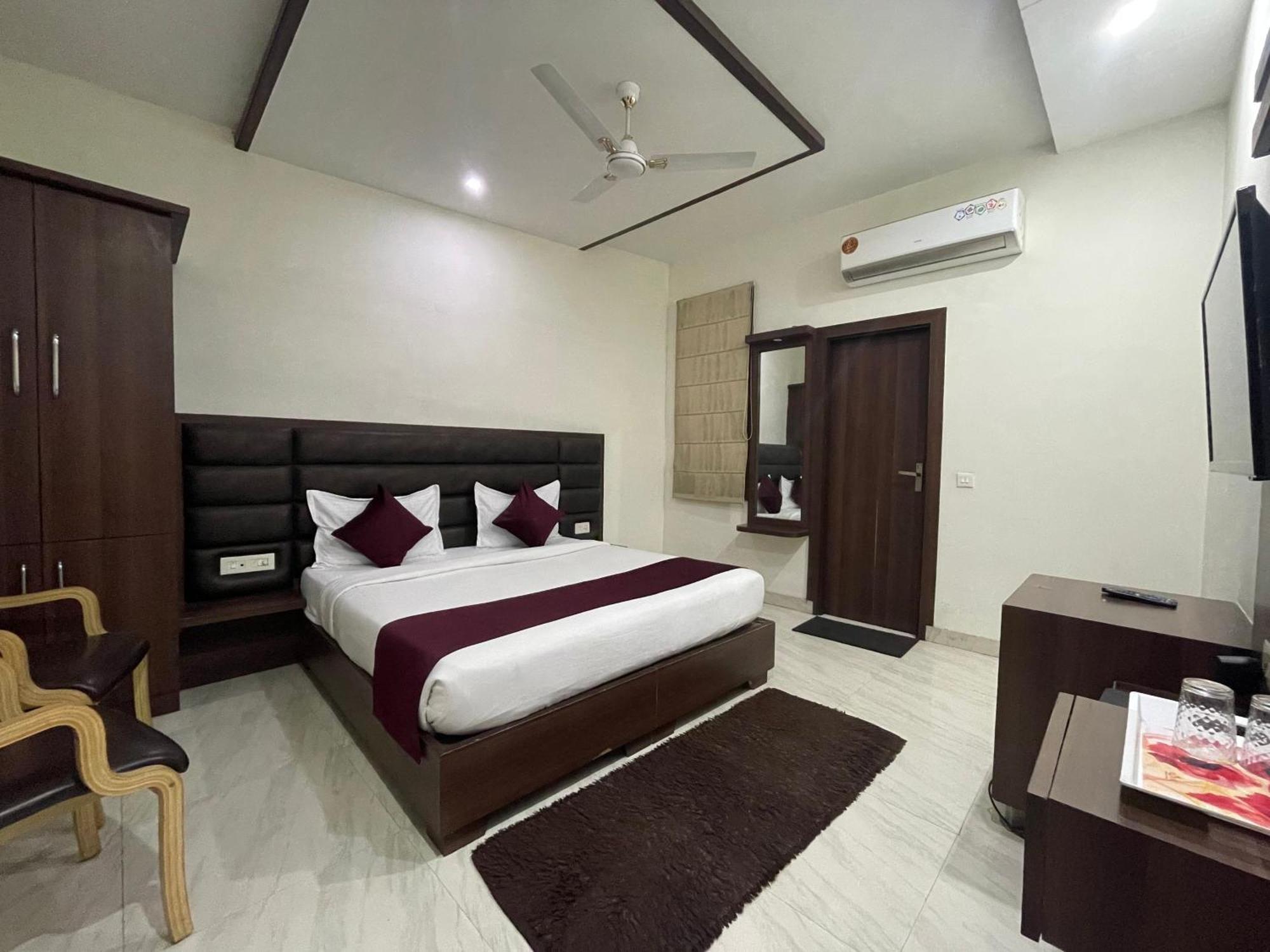 Hotel Opal Courtyard Agra  Dış mekan fotoğraf